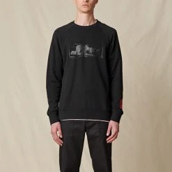 Globe Mens Refuse To Comply Crewneck Sweatshirt