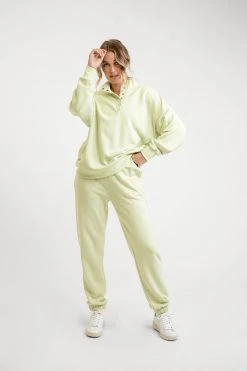 Rhythm Womens Laidback Snap Front Fleece