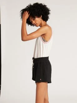 Volcom Lived In Lounge Fleece Short(PS) Womens 17 Volcom Lived In Lounge Fleece Short(PS) Womens