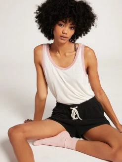 Volcom Lived In Lounge Fleece Short(PS) Womens 16 Volcom Lived In Lounge Fleece Short(PS) Womens