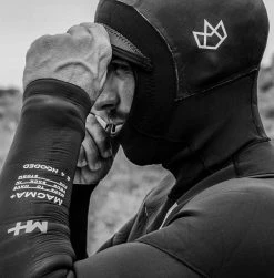 Men's Manera Magma Meteor 6/4mm Chest Zip Hooded Fullsuit