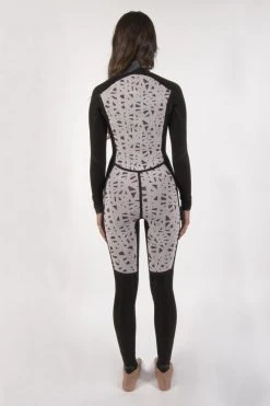 Women's Sisstrevolution Seven Seas 3/2mm Back Zip Fullsuit Womens