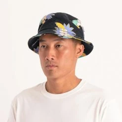 Banks Journal Mens Islands Bucket Hat