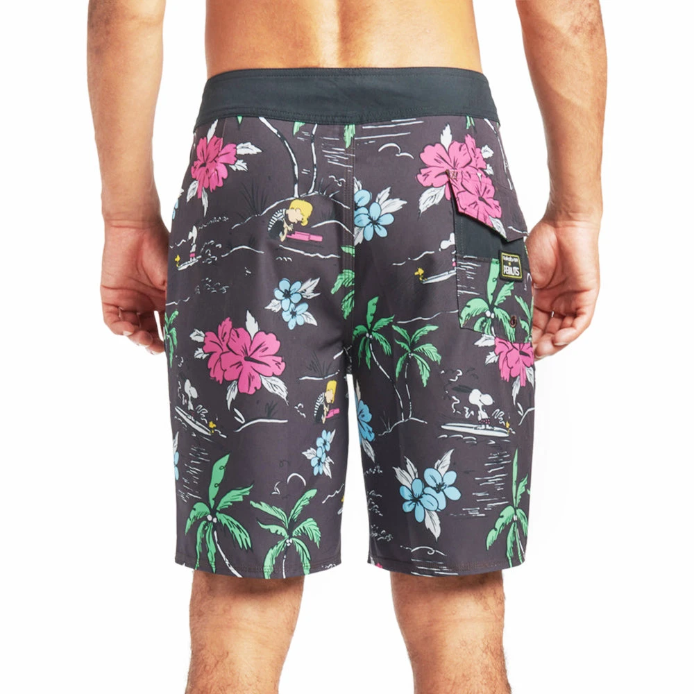 Quiksilver X Peanuts 1969 SurfSilk 19" Boardshorts 4 Quiksilver X Peanuts 1969 SurfSilk 19" Boardshorts