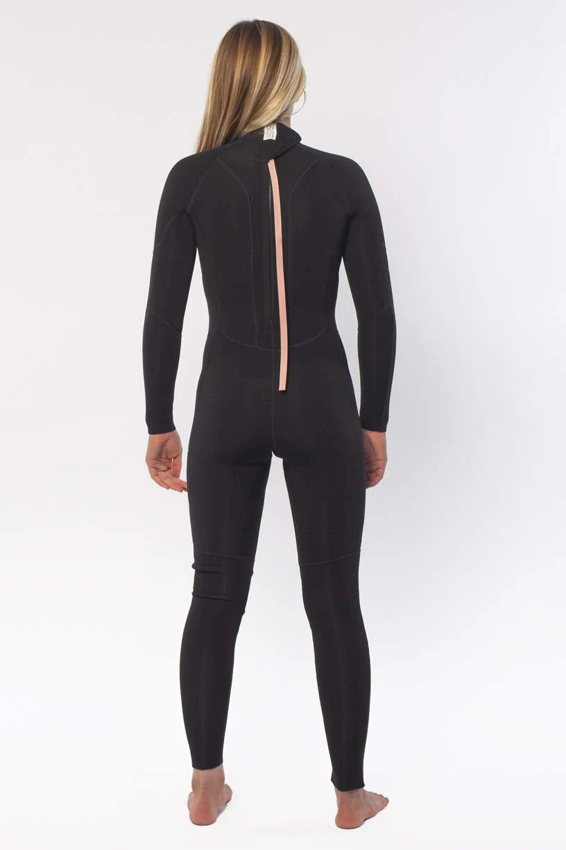 Womens Women's Sisstrevolution Summer Seas 3/2mm Back Zip Fullsuit 12 Womens Women's Sisstrevolution Summer Seas 3/2mm Back Zip Fullsuit
