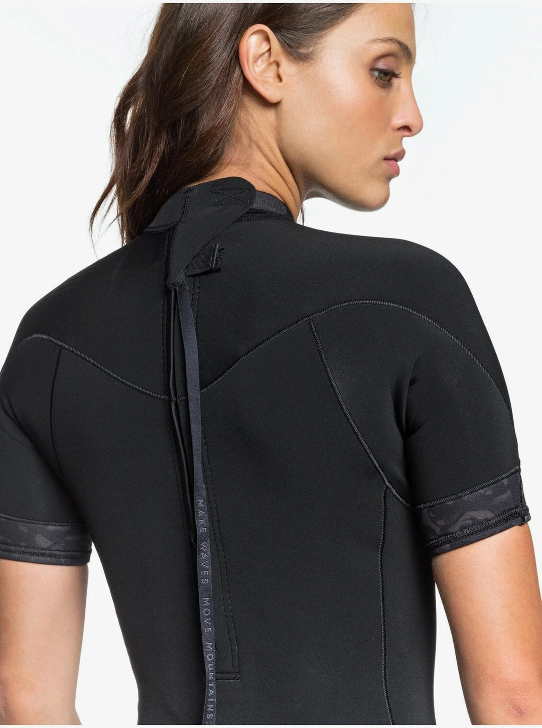 Women's Roxy 2/2mm Syncro Back Zip Short Sleeve Springsuit 6 Women's Roxy 2/2mm Syncro Back Zip Short Sleeve Springsuit