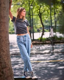 RVCA Daisy High-Rise Denim Pant 11 RVCA Daisy High-Rise Denim Pant