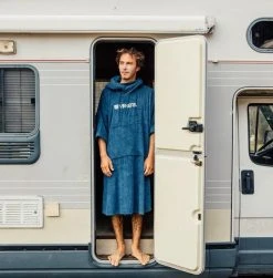 Manera Bamboo Changing Poncho