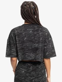 Womens Stranger Things X Quiksilver Upside Down Maxi Cropped S/S Tee