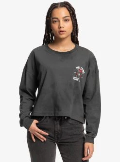 Stranger Things X Quiksilver 86 Oversized L/S Tee 9 Stranger Things X Quiksilver 86 Oversized L/S Tee