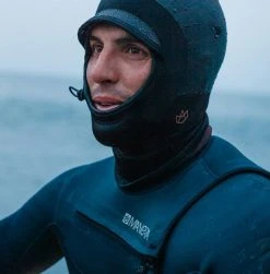Manera Magma 2.5mm Surf Hood Mens