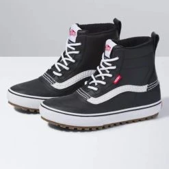 Vans Mens Standard Mid MTE Boot