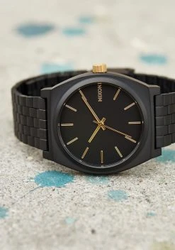 Nixon Mens Time Teller Watch