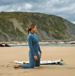 Women's Manera Seafarer Steamer 3/2 Chest Zip Fullsuit Womens