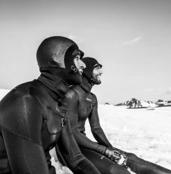 Manera Mens X10D 2.0mm Surf Hood