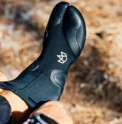 Manera X10D 3mm Surf Booties